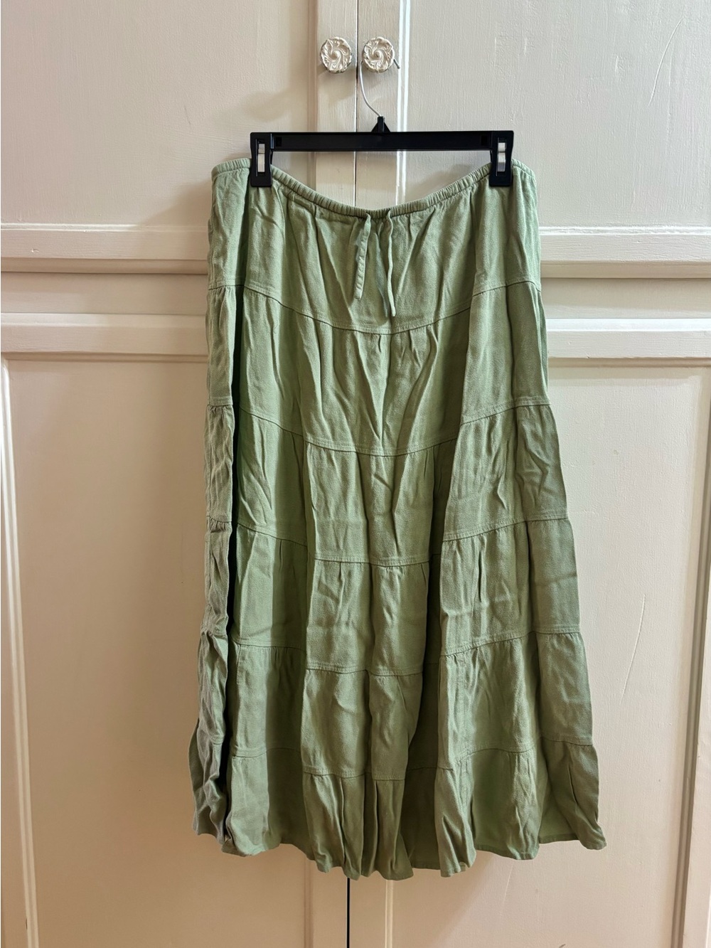 Aritzia Wilfred Sage Green Tiered Maxi Skirt